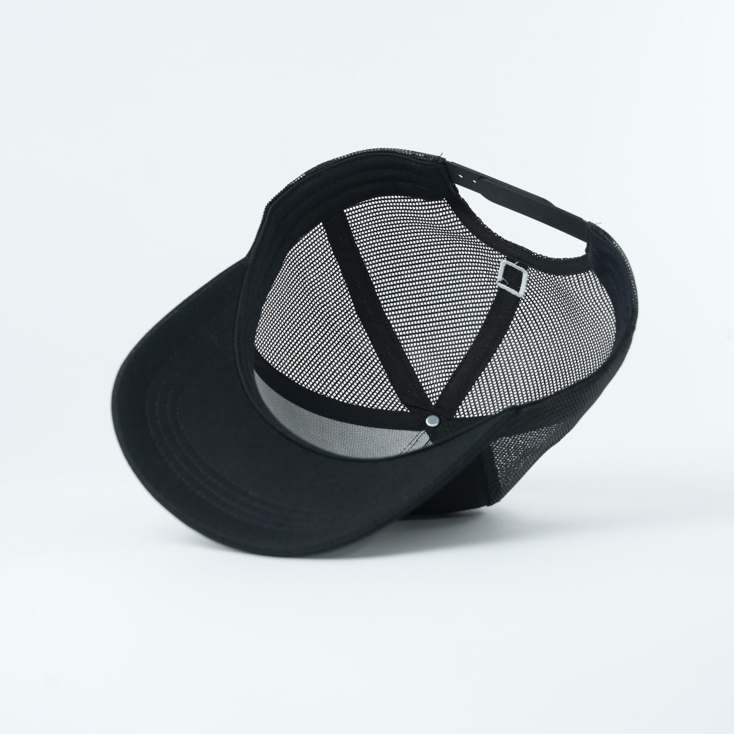O LOGO CAP BLACK WHITE O